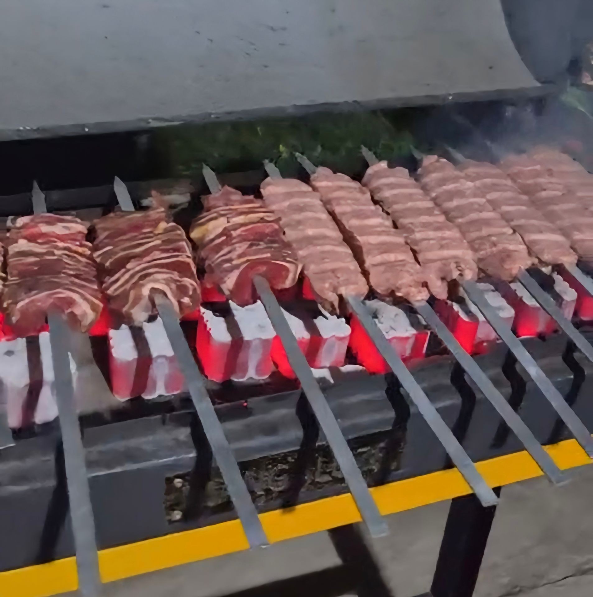 Coconut Shell Charcoal Briquettes For BBQ